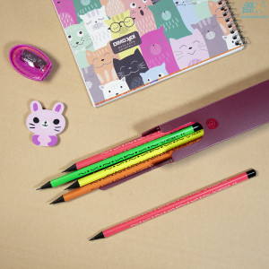 مداد مشکی سه گوش چوب مشکی فسفری صدفی ووک